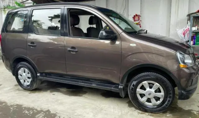 Mahindra Xylo H4 2013