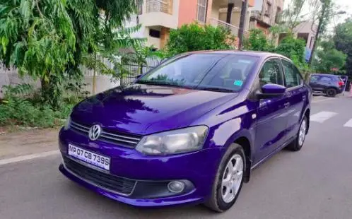 Volkswagen Vento 1.6L Highline 2013