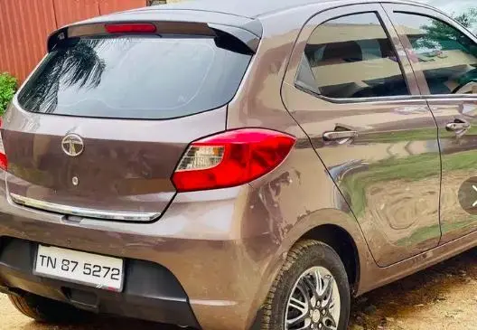 Tata Tiago Revotron XT 2017