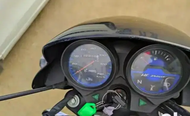 Hero HF Deluxe Kick Alloy 100cc 2019