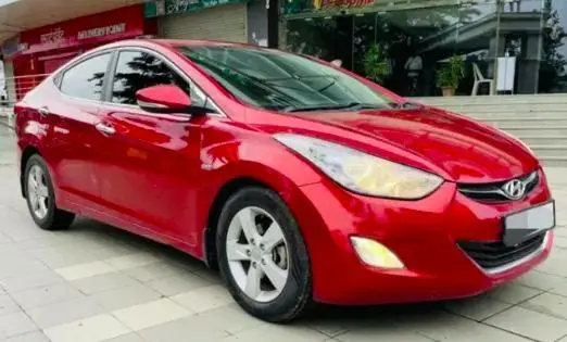 Hyundai Elantra 1.6 SX MT 2013