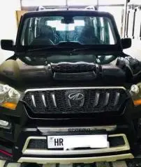 Mahindra Scorpio S10 2016