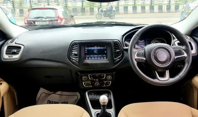 Jeep Compass Longitude (O) 2.0 Diesel 2017