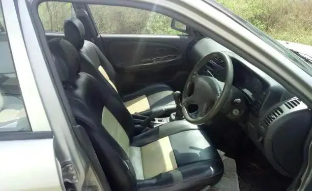 Mitsubishi Lancer LXd 2000