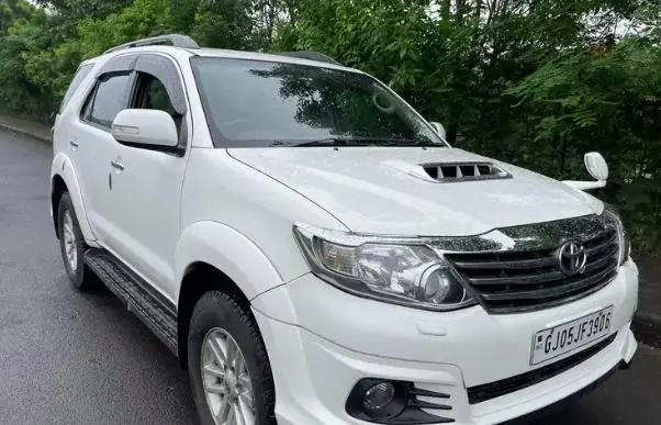 Toyota Fortuner 3.0 4x4 AT 2013