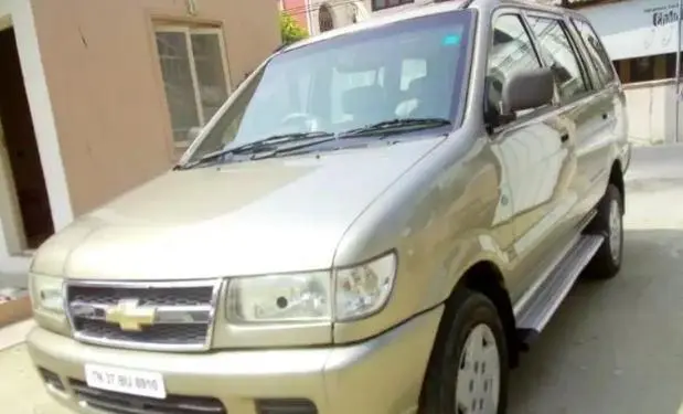 Chevrolet Tavera NEO 3 10 STR BS III 2012