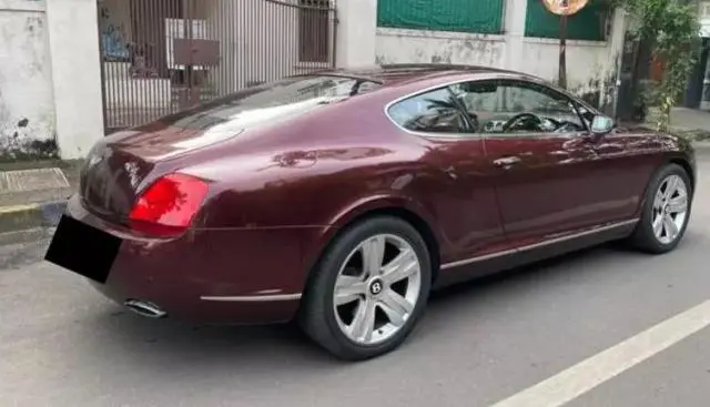 Bentley Continental GT W12 2012