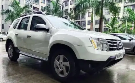 Renault Duster 110 PS RXZ 4x4 Diesel MT 2013
