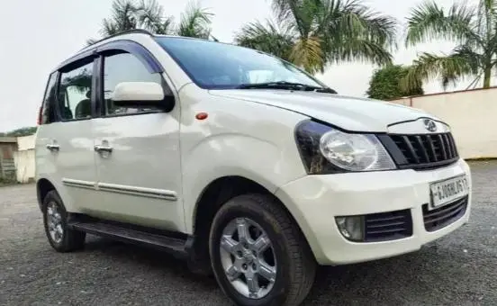 Mahindra Quanto C8 2014