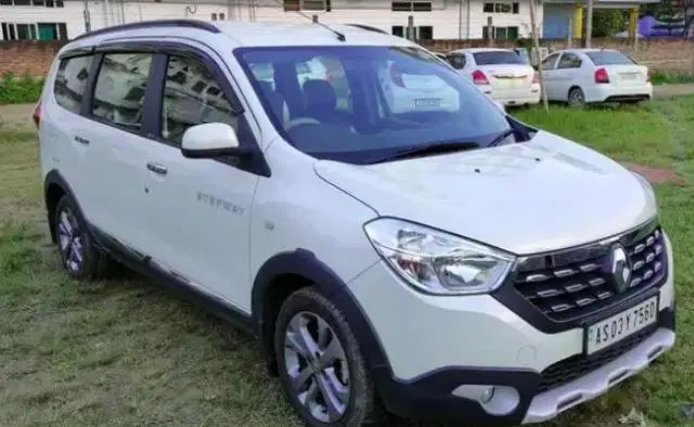 Renault Lodgy 110 PS RXZ 7 STR STEPWAY 2018