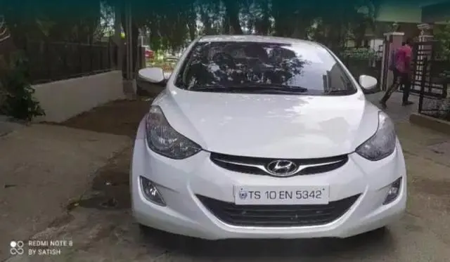 Hyundai Elantra 1.8 SX MT 2012