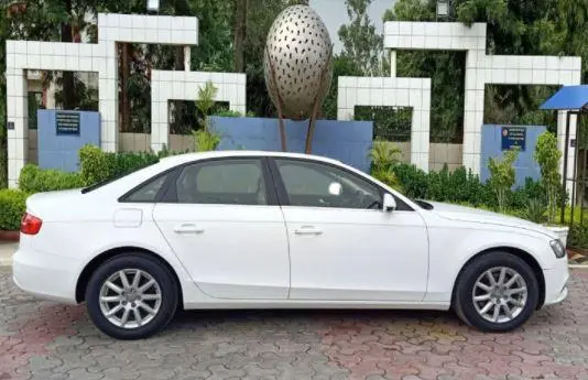 Audi A4 2.0 TDI Premium Plus 2015