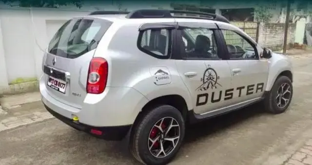 Renault Duster 85 PS RXE 2011