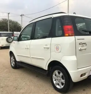 Mahindra Quanto C8 2014