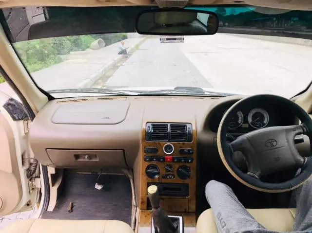 Tata Safari 4X2 VX DICOR BS III 2009