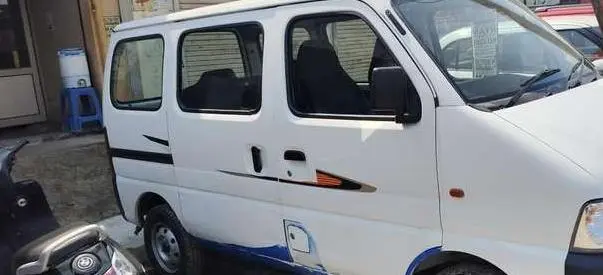 Maruti Suzuki EECO 5 STR With A/C+HTR CNG 2018