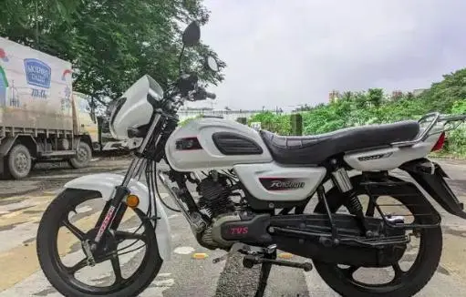 TVS Radeon 110cc Drum SBT 2019