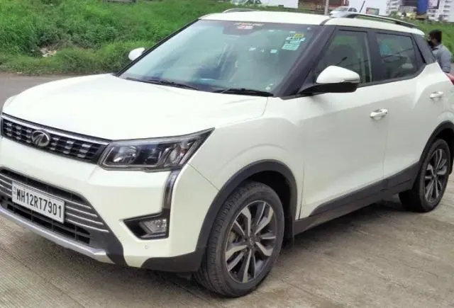 Mahindra XUV300 W8 AMT (O) DIESEL 2019