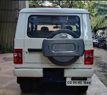 Mahindra Bolero SLE 2010