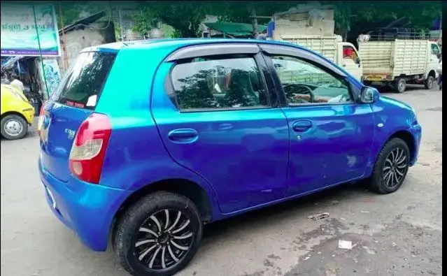 Toyota Etios Liva G 2011