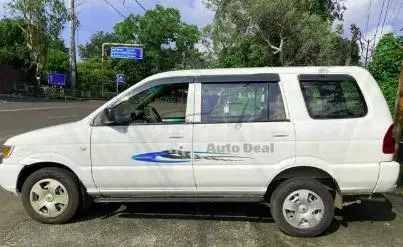 Chevrolet Tavera NEO 3 LS 10 STR BS IV 2012