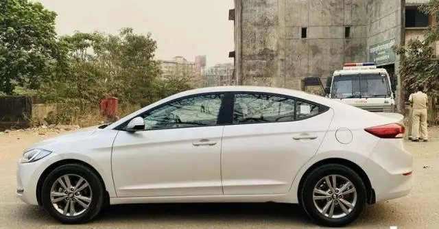 Hyundai Elantra 2.0 S MT 2018