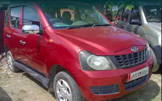 Mahindra Quanto C4 2012