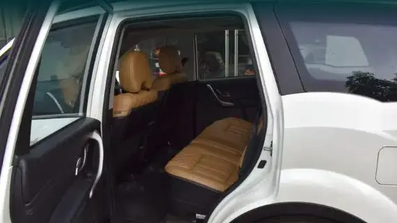 Mahindra XUV500 W11 2018