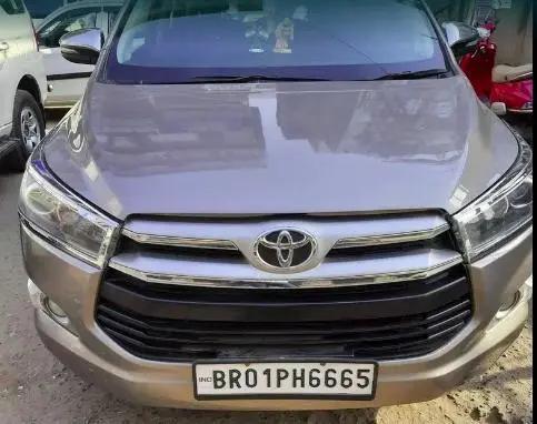 Toyota Innova Crysta 2.4 ZX 7 STR 2016