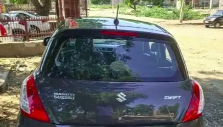 Maruti Suzuki Swift LXi Opt 2017