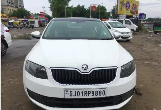 Skoda Octavia 2.0 TDI STYLE PLUS AT 2016