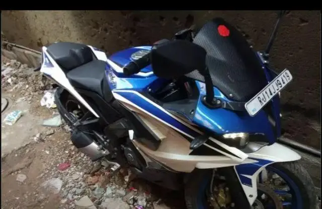 Bajaj Pulsar RS200 2018