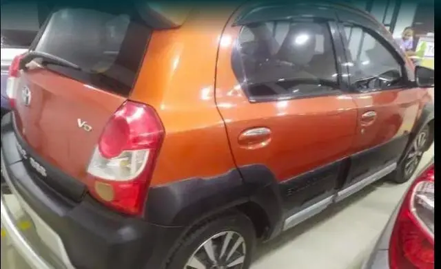Toyota Etios Cross 1.4 GD 2015