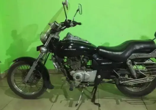 Bajaj Avenger 220cc 2012