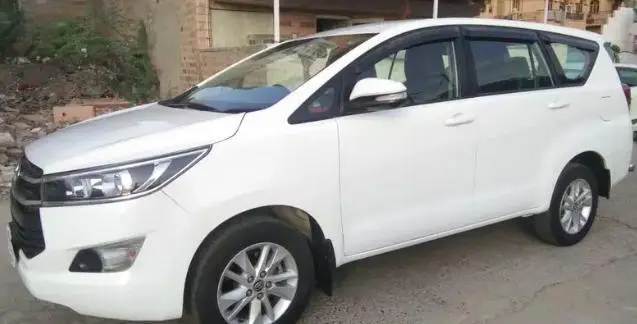 Toyota Innova Crysta 2.4 G 7 STR 2016