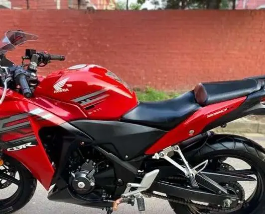 Honda CBR 250R 2016