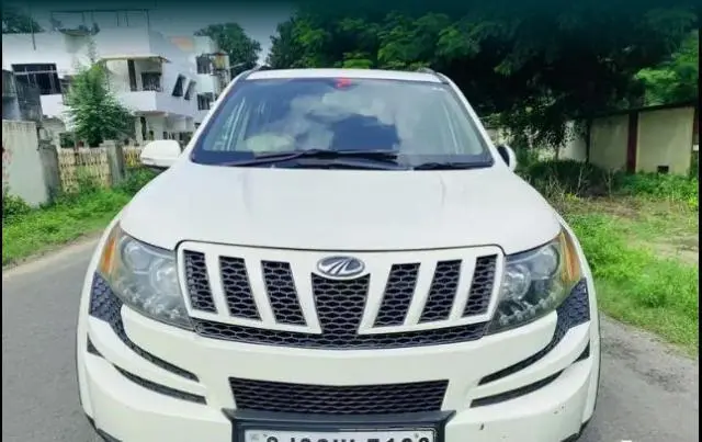 Mahindra XUV500 W8 2WD 2014