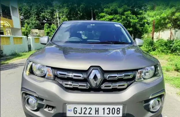Renault KWID 1.0 RXT AMT 2017