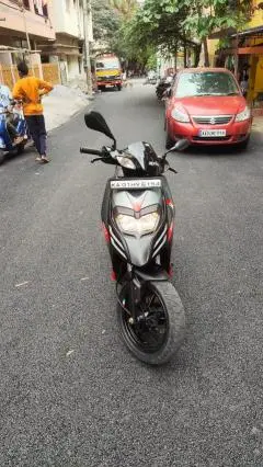 Aprilia SR 150 2017