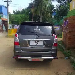 Toyota Innova 2.5 V 8 STR 2013