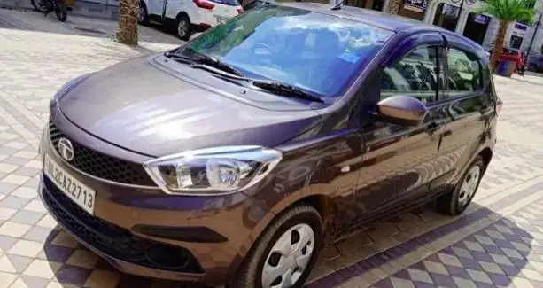 Tata Tiago Revotron XT 2018