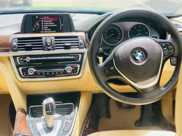 BMW 3 Series 320d Luxury Line 2016