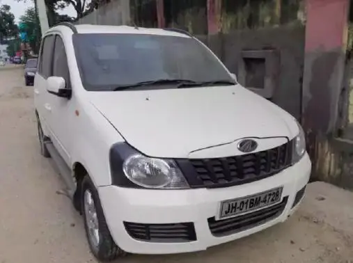 Mahindra Quanto C4 2015