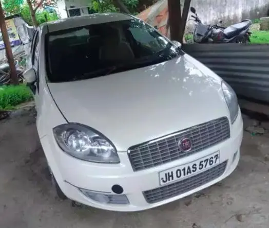 Fiat Linea Emotion 1.3 2012