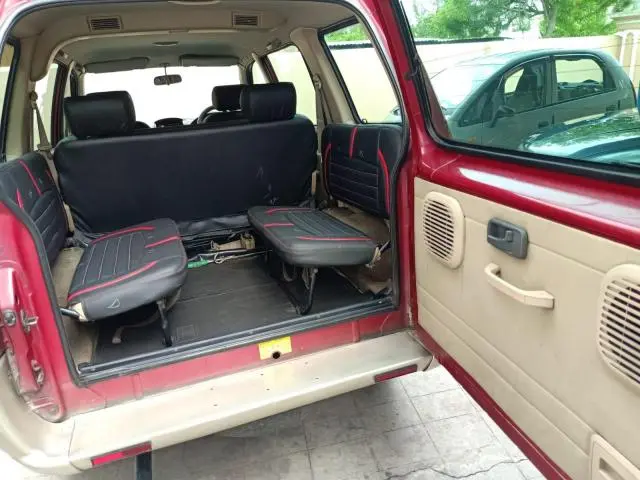 Chevrolet Tavera NEO 3 LT 8 STR BS IV 2012