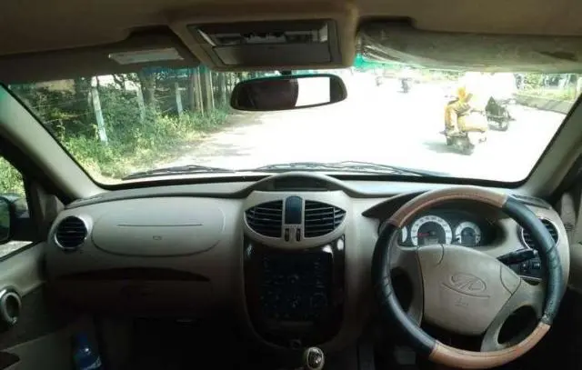 Mahindra Xylo E8 BS III 2012