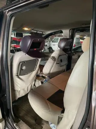 Mahindra Quanto C8 2012