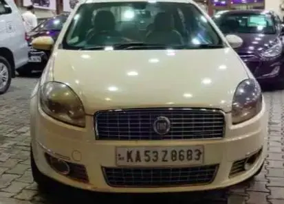 Fiat Linea Emotion Multijet 1.3 2012