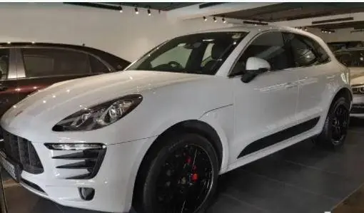 Porsche Macan 2.0 L Petrol 2018