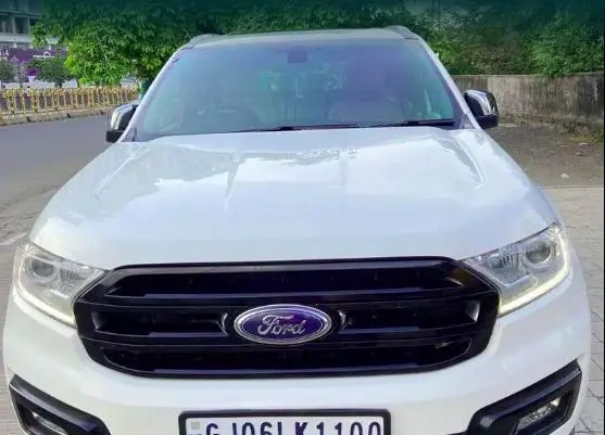 Ford Endeavour Titanium 3.2 4x4 AT 2018
